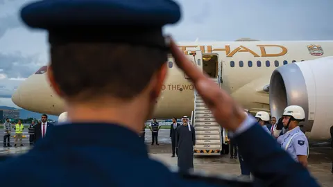 El príncipe heredero de Abu Dhabi a su llegada a Río de Janeiro. (WAM)