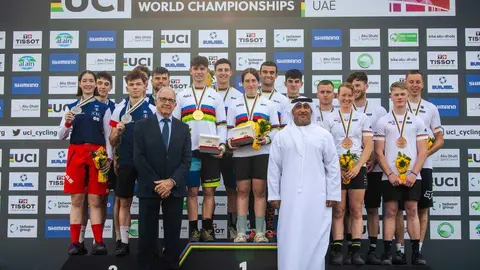 El equipo de ciclismo de España en Abu Dhabi. (WAM)
