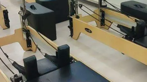 Máquinas de Pilates. (X)