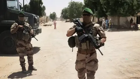 Una imagen de militares en Chad. (X)