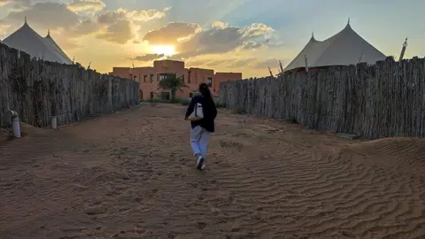 Atardecer en Sharjah. (EL CORREO)