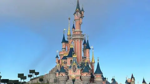 El castillo de Disneyland París. (X)