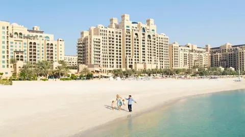 El hotel Fairmont en La Palmera de Dubai. (Booking)