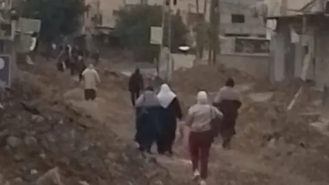 Palestinos en Gaza. (X)