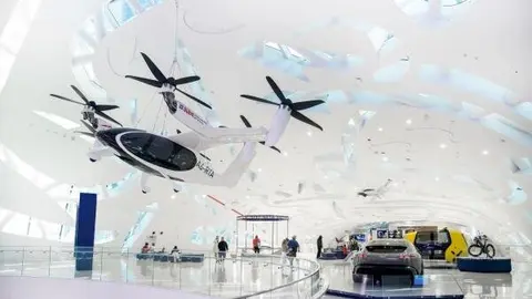 Prototipo de taxi aéreo expuesto en el Museo del Futuro de Dubai. (Fuente externa)
