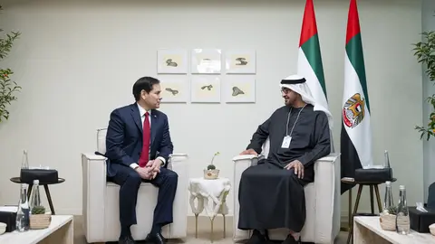 Marco Rubio y el presidente de EAU este miércoles en Abu Dhabi. (WAM)