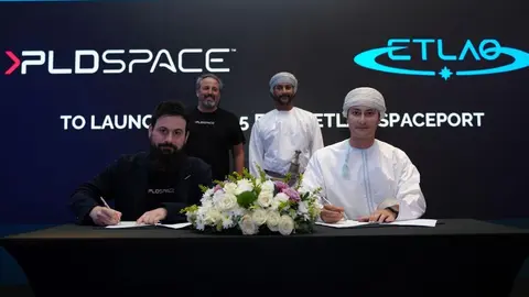 Firma del acuerdo de LD Space para establecer base en Omán. (Fuente externa)