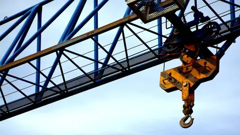 Grúa en Erbil, capital de Kurdistán iraquí. (pxhere.com)