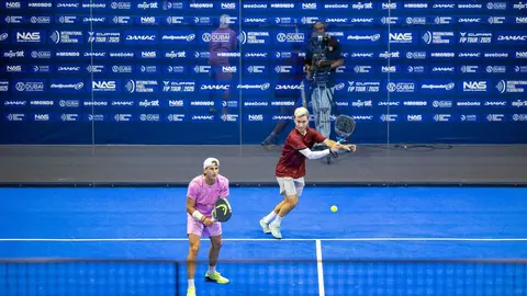 Partido de pádel en Dubai. (WAM)