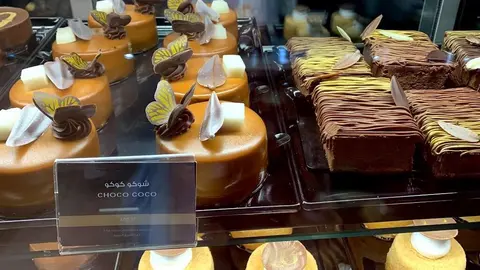 A modo ilustrativo una imagen de pasteles en Abu Dhabi. (EL CORREO)