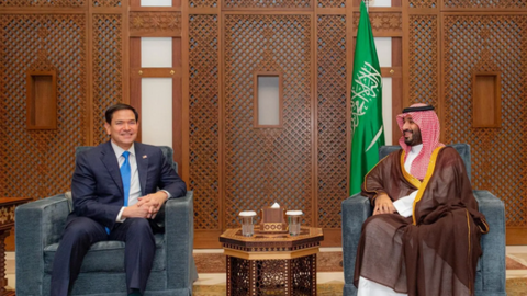 Encuentro del príncipe heredero de Arabia Saudí, Mohamed bin Salman, con el secretario de Estado de Estados Unidos, Marco Rubio. (SPA)