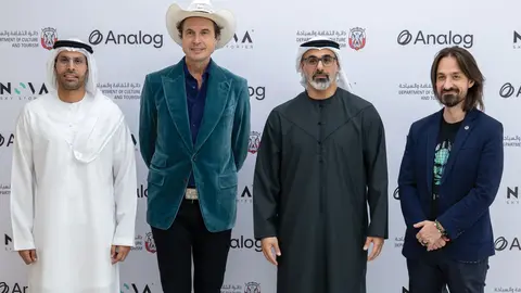 Un momento de la firma del acuerdo entre DCT y las empresas colaboradoras. (WAM)