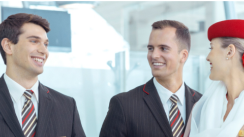 Tripulantes de Cabina. (Emirates)