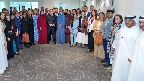 El Consejo Empresarial Peruano en Dubai fortalecerá las relaciones económicas. (WAM)