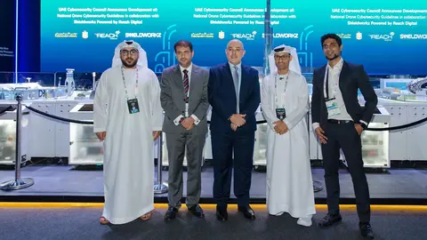 Miembros del Consejo de Ciberseguridad para drones en EAU. (WAM)