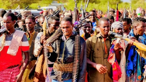 Terroristas en Somalia. (X)