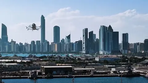 Una imagen de X del taxi aéreo autónomo en Abu Dhabi.