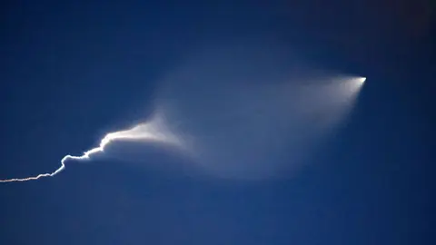 Misil hipersónico en pleno vuelo. (WAM)