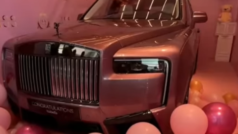 Rolls-Royce Spectre Rose. (Instagram)