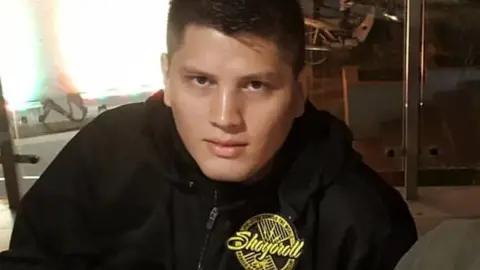 Estigarribia en una imagen de X.