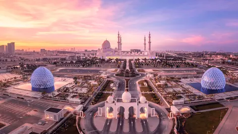 La Gran Mezquita de Abu Dhabi. (WAM)
