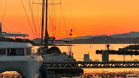 Isla de Porquerolles en el sur de Francia, una de las zonas más afectadas por la ola de calor en Europa. (R. Pérez)