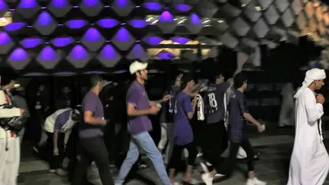 A modo ilustrativo aficionados del Al Ain en el estadio. (EL CORREO)