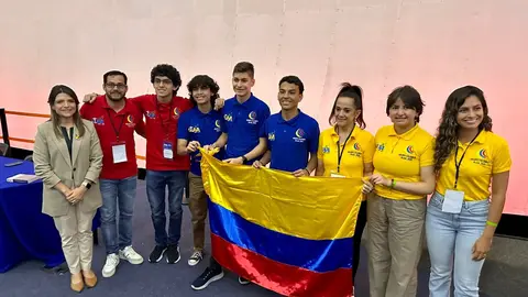 Representantes colombianos en las Olimpiadas Latinoamericanas de Astronomía y Astrofísica, celebradas en Brasil. (Cedida)