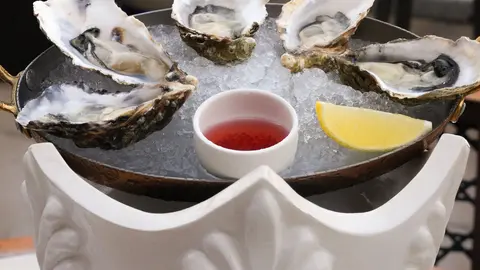 Las ostras son las grandes protagonistas de los viernes en Besar. (Cedida)