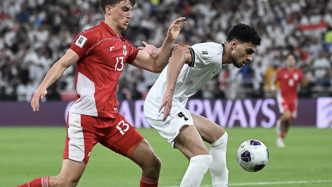 Un momento del encuentro de la selección de fútbol de EAU ante Omás,. (Fuente externa)
