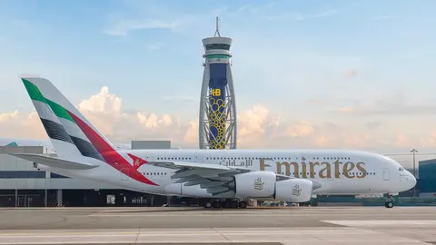Un avión de Emirates en el Aeropuerto Internacional de Dubai. (Emirates)