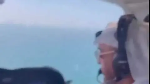 Una captura de pantalla del presidente de EAU en el vídeo difundido. (X)