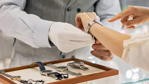 Los relojes de lujo muestran en Dubai paciencia, precisi&oacute;n y respeto por la tradici&oacute;n, incluso en una ciudad orientada al futuro. (Fuente externa)