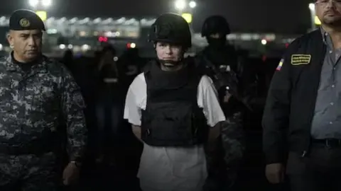 Una imagen del gerente a su llegada a Guayaquil en Ecuador. (X)