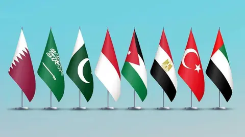 Las banderas de los pa&iacute;ses que se unen a la inciativa de Trump en Gaza. (WAM)