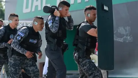 Integrantes del equipo de El Salvador. (X)