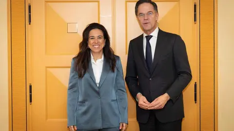 Lana Nusseibeh y Mark Rutte. (WAM)