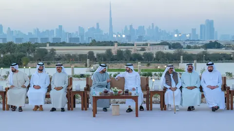 Un momento del iftar organizado por el jeque Hamdan. (X)