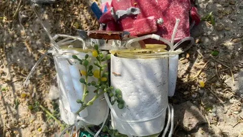 Restosde misiles interceptados por EAU. (WAM)