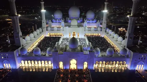 La Gran Mezquita Jeque Zayed de Abu Dhabi. (WAM)