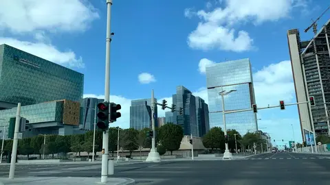 Un paso de cebra en Abu Dhabi. (EL CORREO)