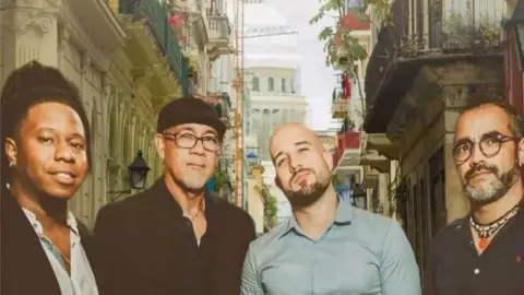 El grupo musical  cubano: "Sincopa ti", compuesto por Tona Isidron Zard&oacute;n, Alexander Amor&oacute;s,
Gilberto O.Moncada y Yasiel D&iacute;az. (Cedida)