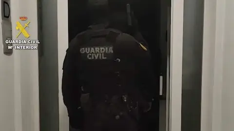 Captura de pantalla del v&iacute;deo difundido por la Guardia Civil espa&ntilde;ola.