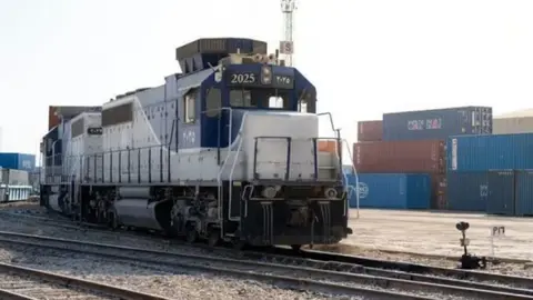 L&iacute;nea ferroviaria de mercanc&iacute;as en Arabia Saud&iacute;. (spa.gov.sa)