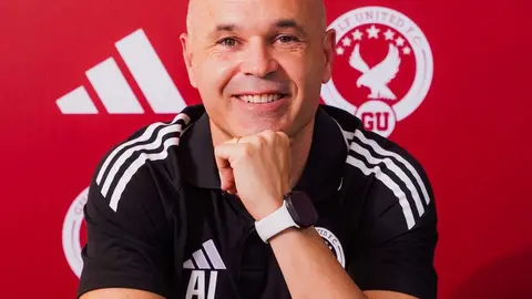 Andr&eacute;s Iniesta es actualmente entrenador principal del Gulf United FC, club fundado en 2019 en Dub&aacute;i. (@andresiniesta8)