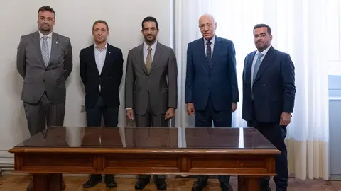 Un momento de la firma del Memorando en la Universidad de Barcelona. (WAM)