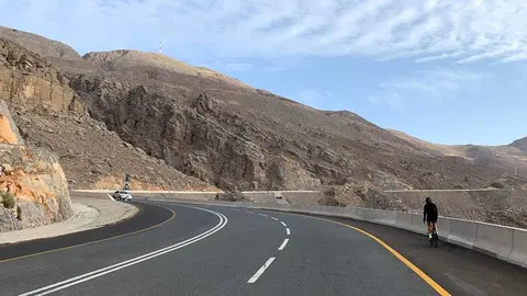 Una carretera en Ras Al Khaimah a modo ilustrativo. (EL CORREO)