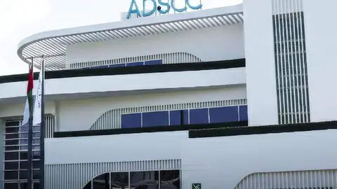Centro de C&eacute;lulas Madre en Abu Dhabi. (WAM)