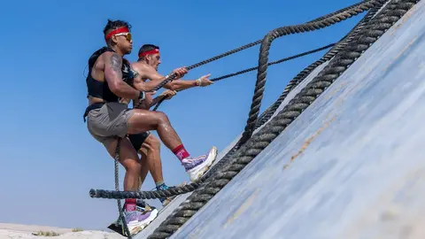 Campeonato Mundial Spartan en Abu Dhabi. (WAM)