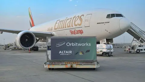 Emirates SkyCargo ha completado el transporte de Altair-1, el primer sat&eacute;lite comercial de observaci&oacute;n de la Tierra de Emiratos &Aacute;rabes Unidos equipado con inteligencia artificial. (WAM)